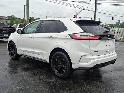 2021 Ford Edge ST Line