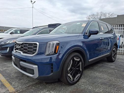 2023 Kia Telluride S