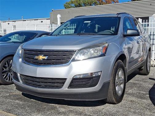 2017 Chevrolet Traverse LS