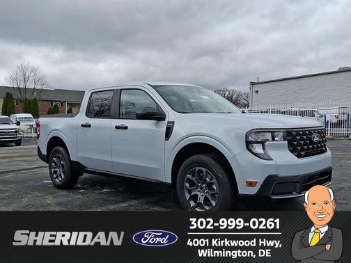 Space White Metallic 2026 Ford Maverick XLT