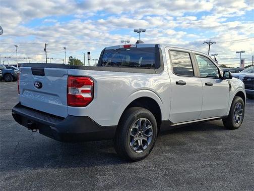 2025 Ford Maverick XLT