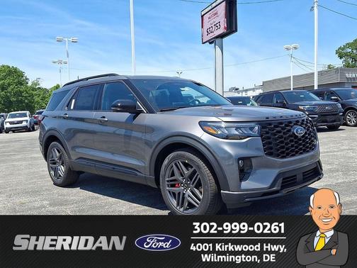 Carbonized Gray Metallic 2026 Ford Explorer ST