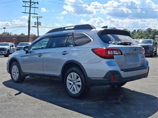 2018 Subaru Outback 2.5i Premium