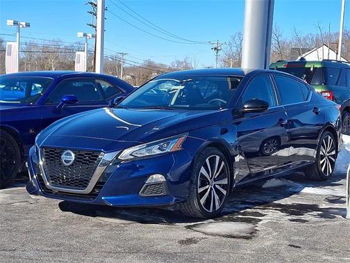 2021 Nissan Altima SR FWD