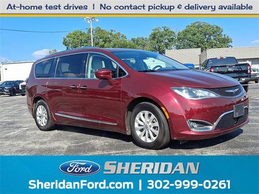 2019 Chrysler Pacifica Touring L