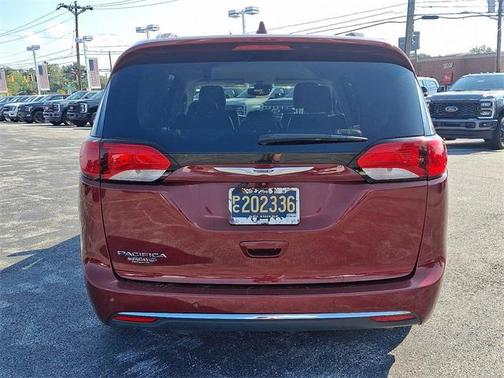 2019 Chrysler Pacifica Touring L
