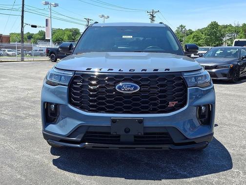 Vapor Blue 2025 Ford Explorer ST