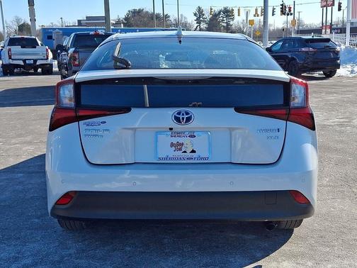 2022 Toyota Prius XLE