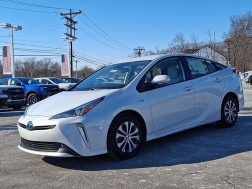 2022 Toyota Prius XLE