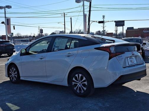 2022 Toyota Prius XLE