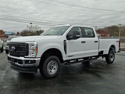 Oxford White 2026 Ford F-350 XL