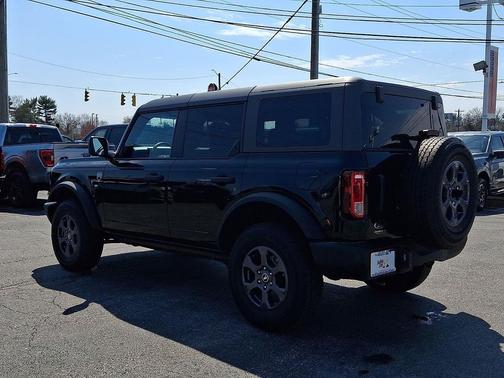 Shadow Black 2025 Ford Bronco Big Bend