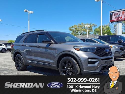 Carbonized Gray Metallic 2022 Ford Explorer ST-Line