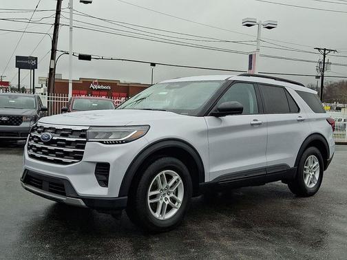 2026 Ford Explorer Active w/200A Pkg