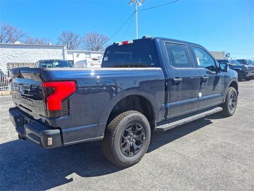 2025 Ford F-150 Lightning XLT