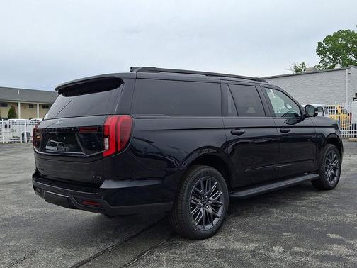 Agate Black Metallic 2026 Ford Expedition Max Platinum