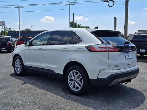 Star White Metallic Tri-Coat 2023 Ford Edge SEL