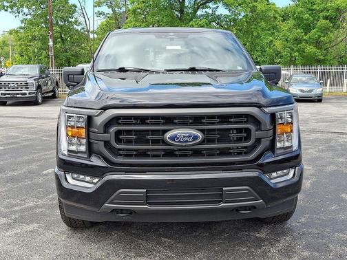 Agate Black Metallic 2023 Ford F-150 XLT