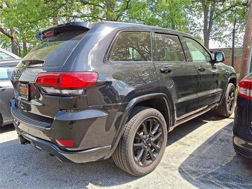 2021 Jeep Grand Cherokee Laredo