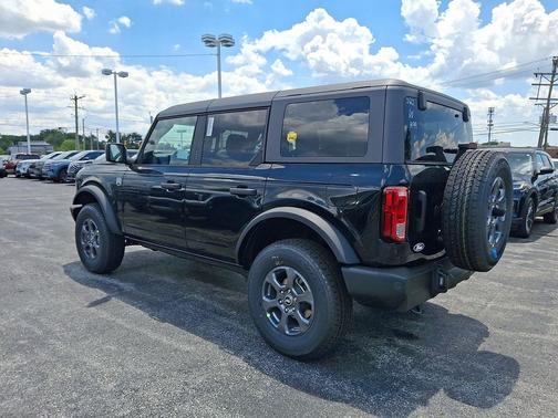 Shadow Black 2026 Ford Bronco Big Bend