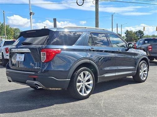 2022 Ford Explorer Platinum