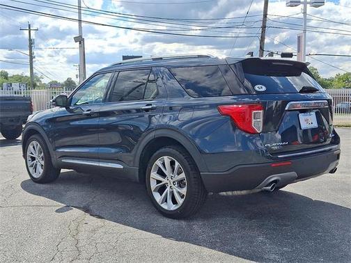 2022 Ford Explorer Platinum