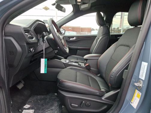 2026 Ford Escape ST-Line Select