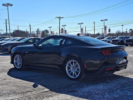 2026 Ford Mustang GT Premium