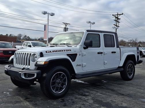 2021 Jeep Gladiator Overland