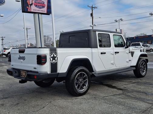 2021 Jeep Gladiator Overland