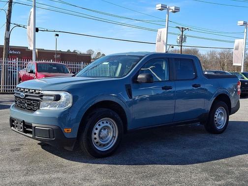 2022 Ford Maverick XL