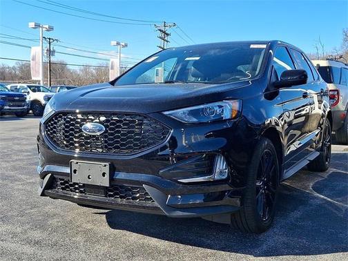 2023 Ford Edge ST Line