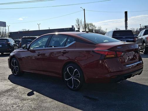 Scarlet Ember Tintcoat 2023 Nissan Altima SR FWD