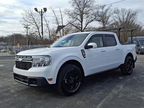 2023 Ford Maverick Lariat