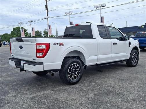 2022 Ford F-150 XL