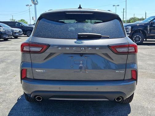 Carbonized Gray 2023 Ford Escape ST-Line Elite