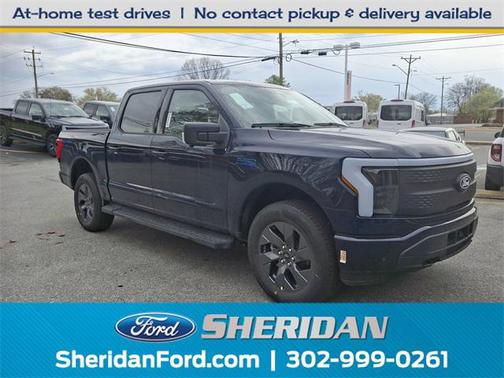 2025 Ford F-150 Lightning Pro