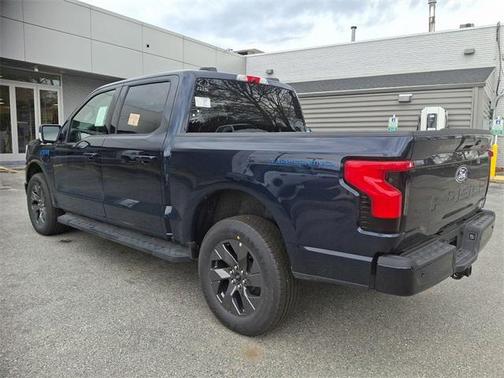 2025 Ford F-150 Lightning Pro