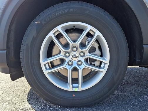 Carbonized Gray Metallic 2027 Ford Explorer Active