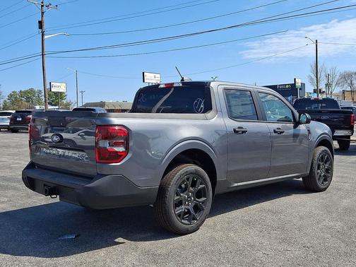 Carbonized Gray Metallic 2026 Ford Maverick XLT