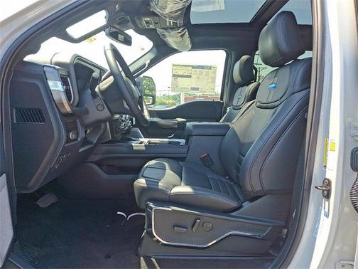 2025 Ford F-250 Platinum