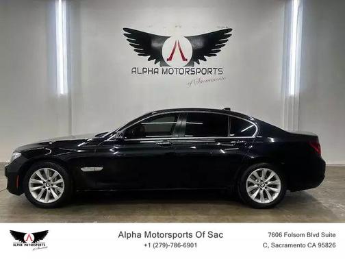 2013 BMW 740 740i Sedan 4D