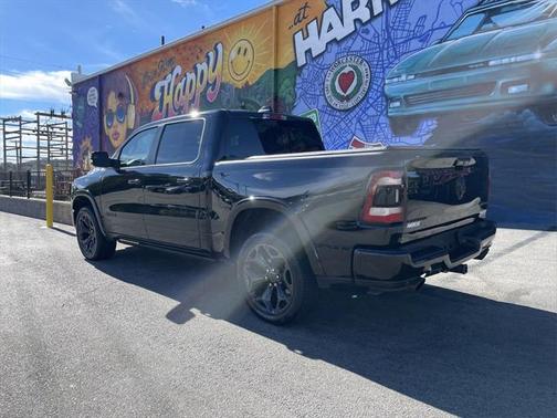 2022 RAM 1500 Limited Crew Cab 4x4 57' Box