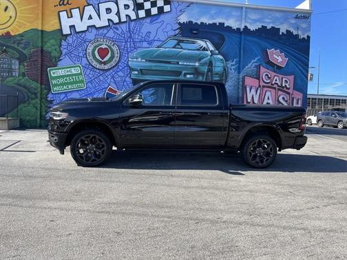 2022 RAM 1500 Limited Crew Cab 4x4 57' Box