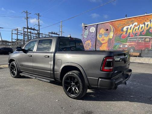 2022 RAM 1500 Laramie Crew Cab 4x4 57' Box