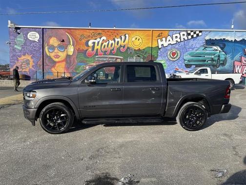 2022 RAM 1500 Laramie Crew Cab 4x4 57' Box