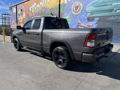 2022 RAM 1500 Big Horn Quad Cab 4x4 64' Box