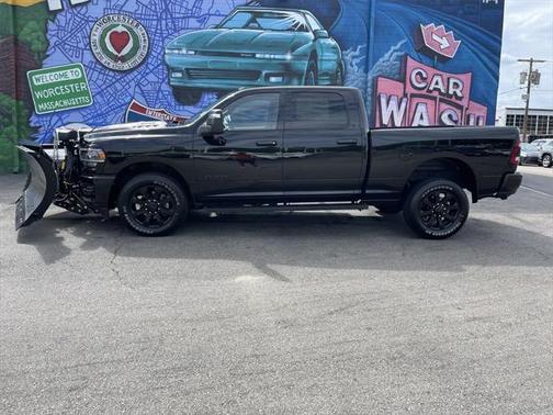 2024 RAM 2500 Laramie Crew Cab 4x4 64' Box