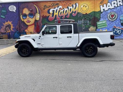 2021 Jeep Gladiator Willys 4x4