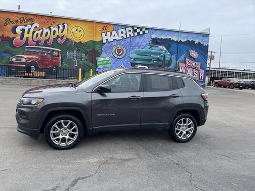 2022 Jeep Compass Latitude Lux 4x4